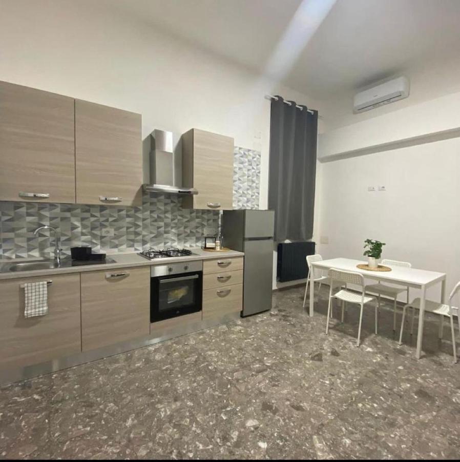 Maison Silvia Наполи Екстериор снимка