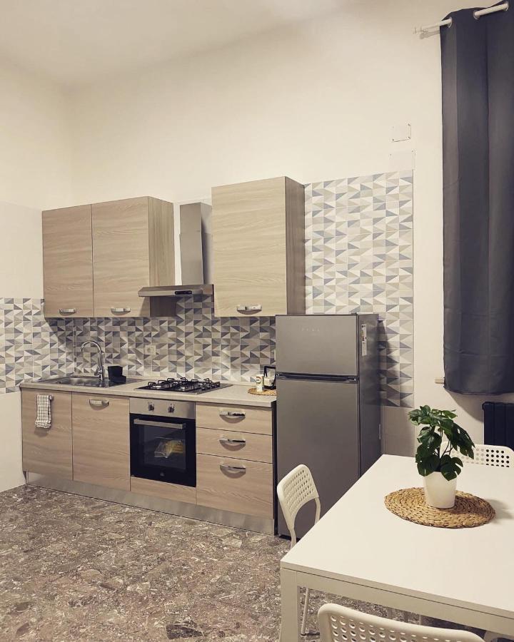 Maison Silvia Наполи Екстериор снимка